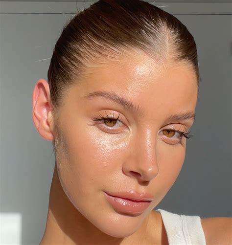 NO MAKEUP MAKEUP LOOK (BREAKOUT SEASON) .